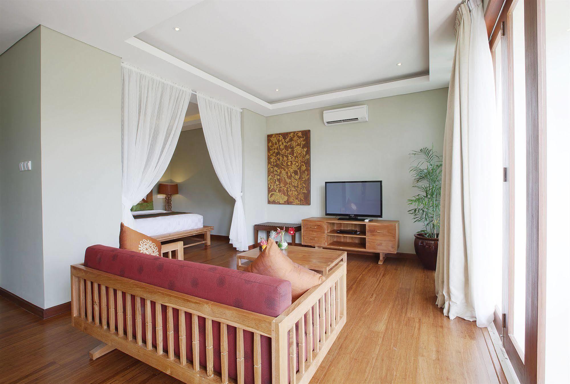 Kampoeng Villa Bali Kuta Lombok Exteriör bild
